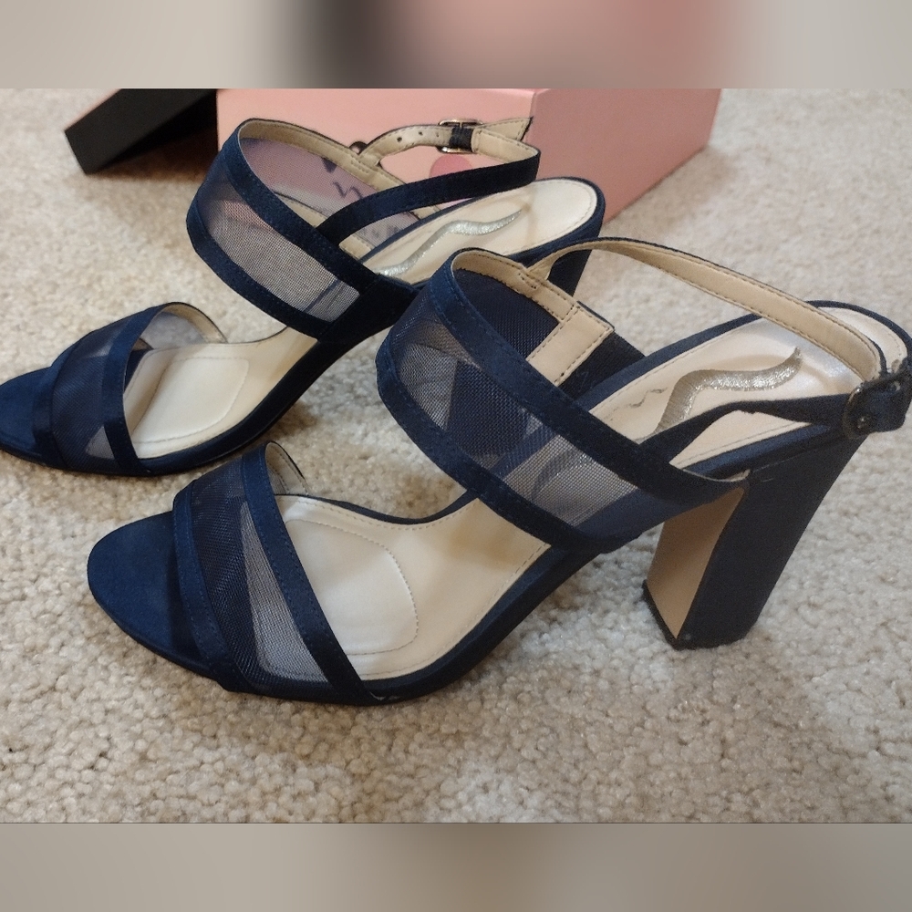 Nina navy blue high heel shoes